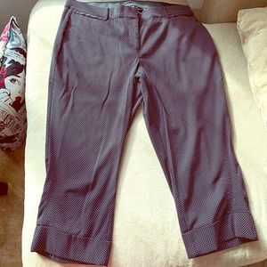 Cropped black & white trousers